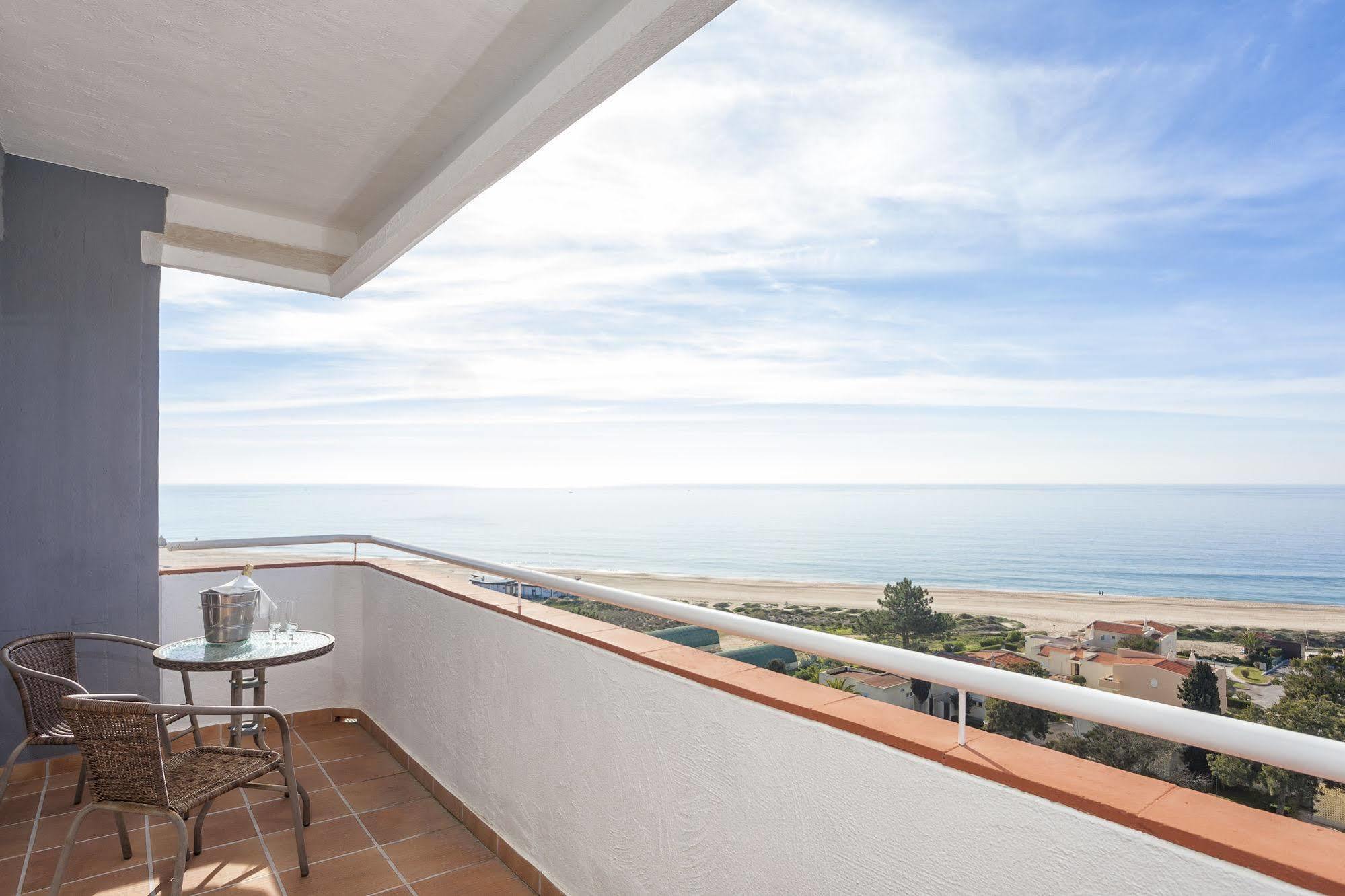 Pestana Alvor Atlantico Residences Beach Suites Экстерьер фото